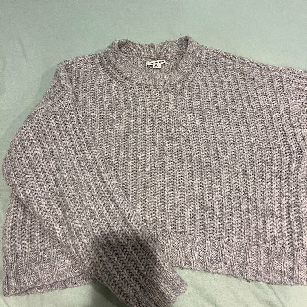 American Eagle Size Small Gray Knit Sweater